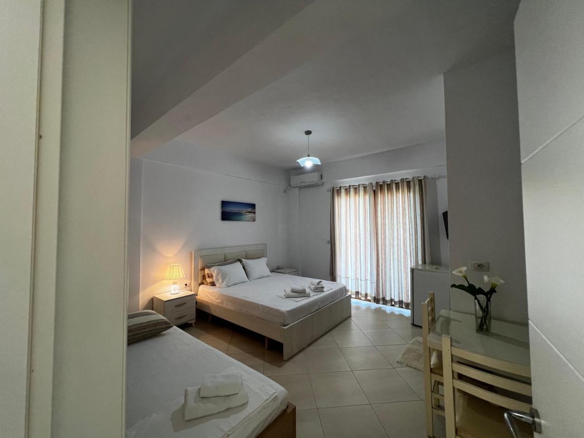 Garden Villa Eva Sarande Bagian luar foto