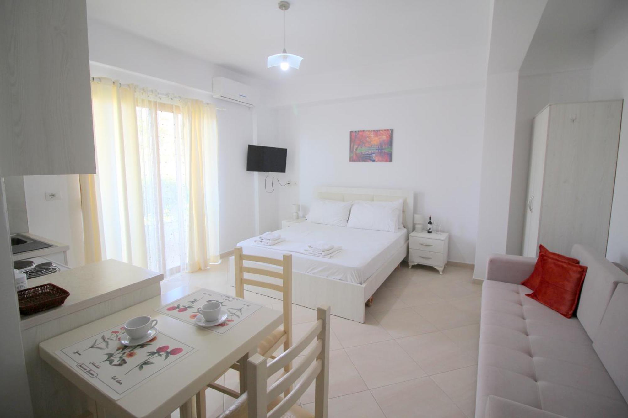 Garden Villa Eva Sarande Bagian luar foto