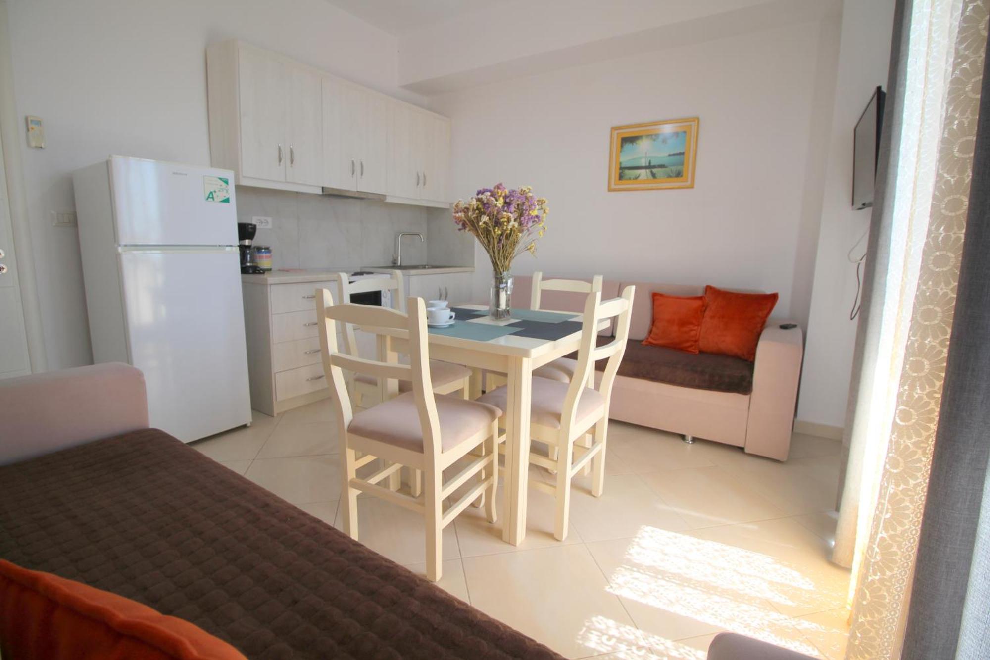 Garden Villa Eva Sarande Bagian luar foto