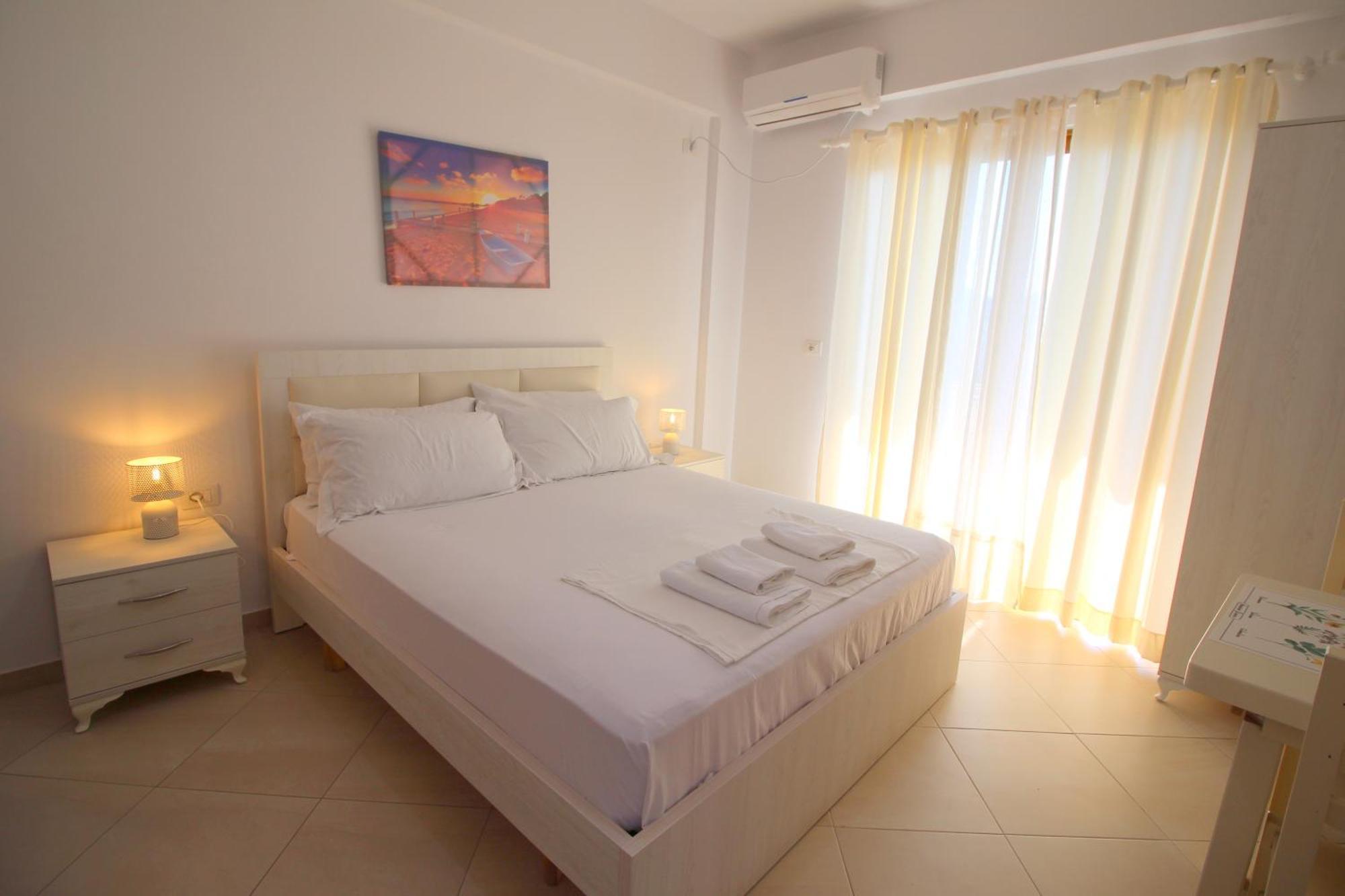 Garden Villa Eva Sarande Bagian luar foto